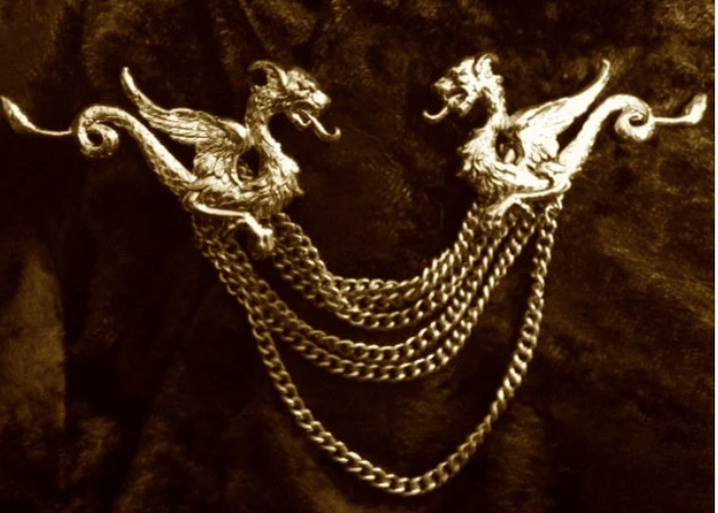 Cloak Clasp - Dragon Cloak Clasp, screw on or clip on, Silver or Gold