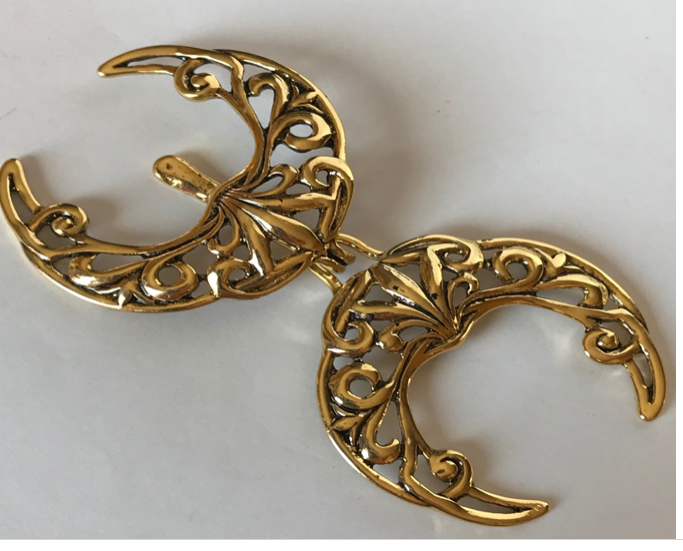 Cloak Clasp - Moon Cloak Clasp Silver, Gold or Black