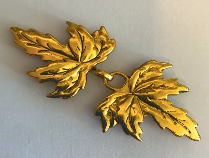 Cloak Clasp - Leaf Cloak Clasp Silver or Gold