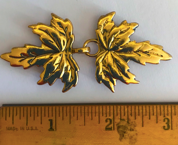 Cloak Clasp - Leaf Cloak Clasp Silver or Gold