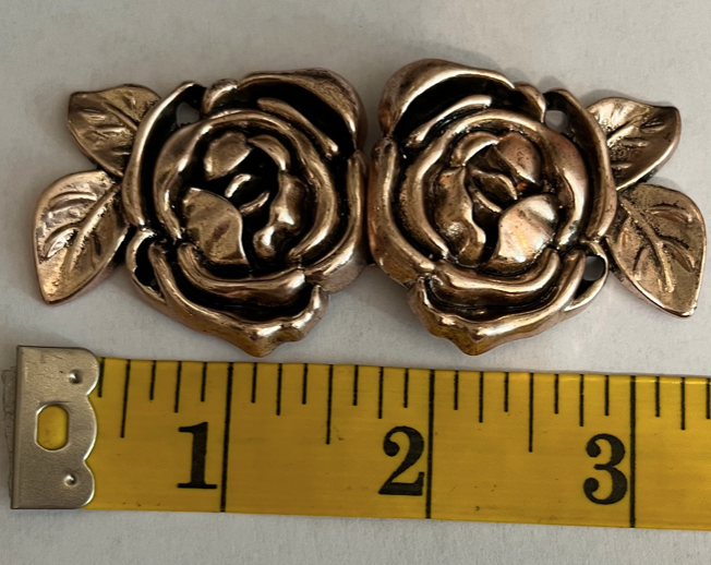 Cloak Clasp - Rose Cloak Clasp Gold or Silver