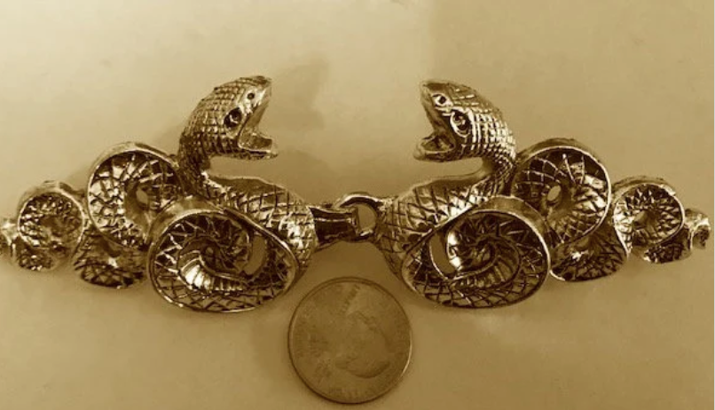 Cloak Clasp - Snake Cape Clasp Silver or Gold, screw on style