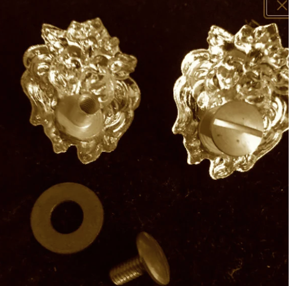 Cloak Clasp - Lion Cloak Clasp with chain Silver or Gold