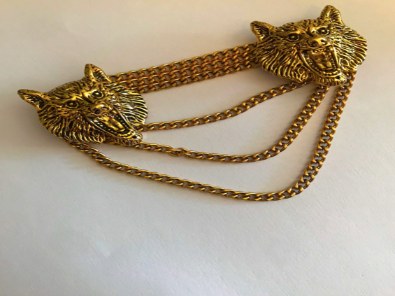 Cloak Clasp - Ferocious Wolf Cloak Clasp Silver or Gold