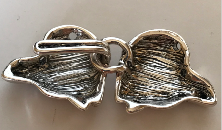 Cloak Clasp - Wolf Cloak Clasp Silver or Gold