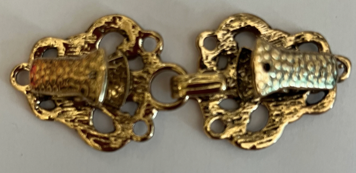 Cloak Clasp - Fleur Cloak Clasp Silver or Gold