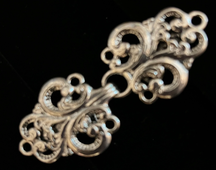 Cloak Clasp - Fleur Cloak Clasp Silver or Gold