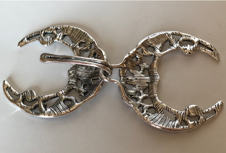 Cloak Clasp - Moon Cloak Clasp Silver, Gold or Black