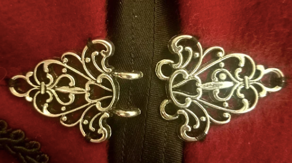 Cloak Clasp - Filigree Set of 3, Cloak Clasps in Silver or Gold