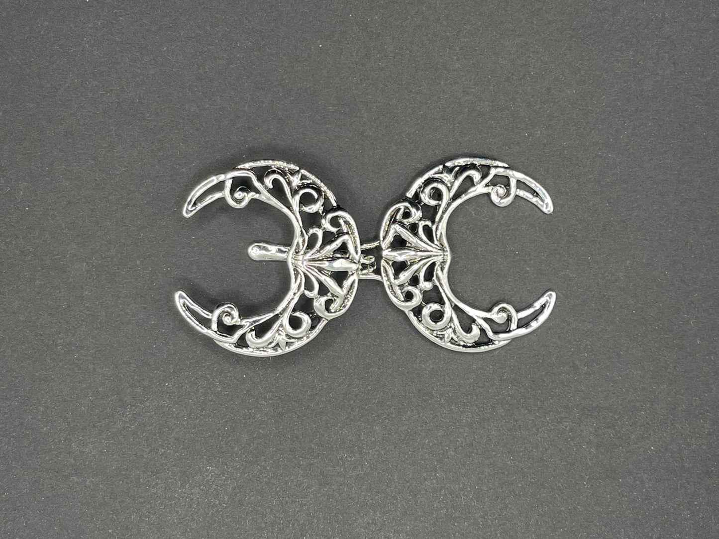 Cloak Clasp - Moon Cloak Clasp Silver, Gold or Black