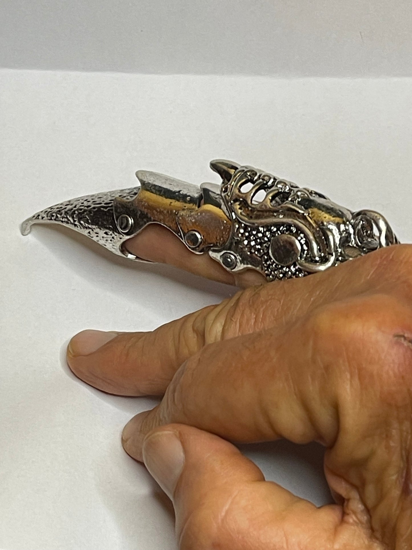Medieval Ring - Large Knuckle Armor ring in Silver