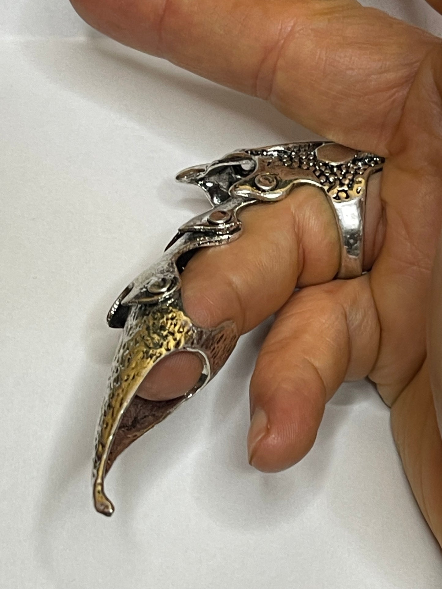 Medieval Ring - Large Knuckle Armor ring in Silver