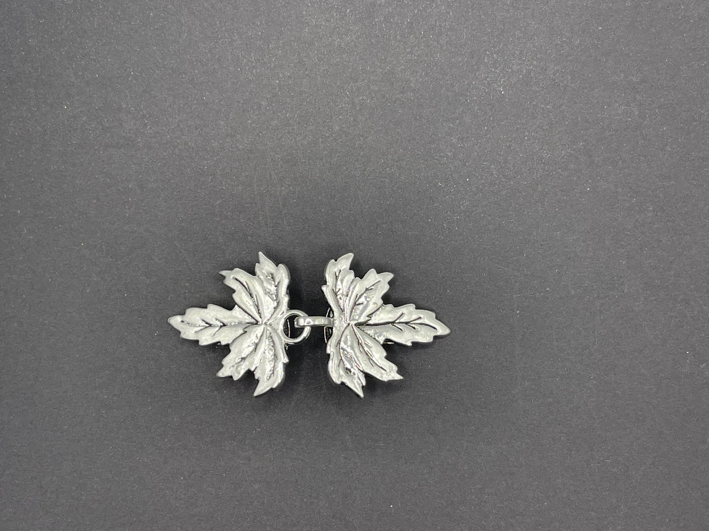 Cloak Clasp - Leaf Cloak Clasp Silver or Gold