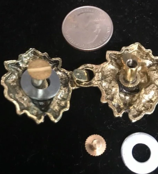 Cloak Clasp - Lion Cloak Clasp Silver or Gold