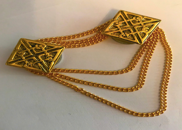 Cloak Clasp - Celtic Cloak Clasp in Gold or Silver