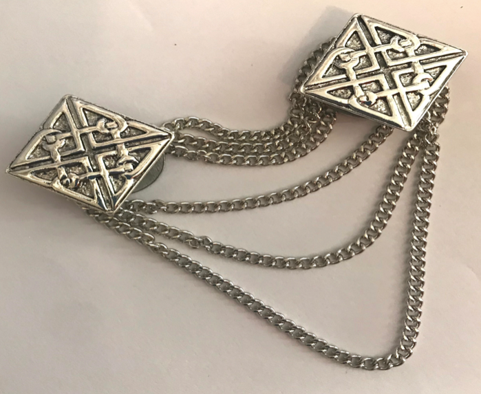 Cloak Clasp - Celtic Cloak Clasp in Gold or Silver