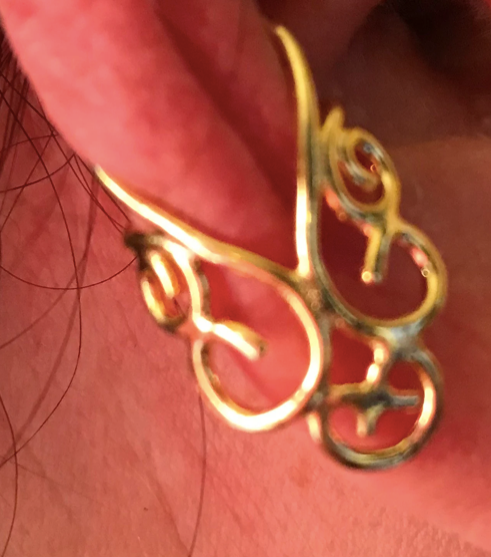 Ear Cuff - Chevron Filigree Ear Cuff in Gold