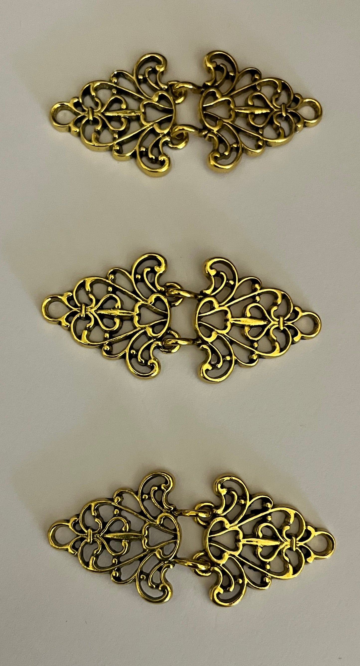 Cloak Clasp - Filigree Set of 3, Cloak Clasps in Silver or Gold