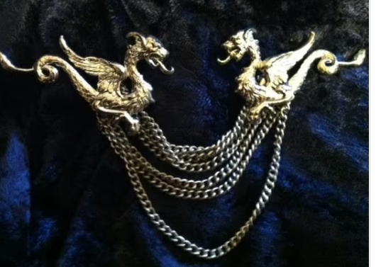Cloak Clasp - Dragon Cloak Clasp, screw on or clip on, Silver or Gold
