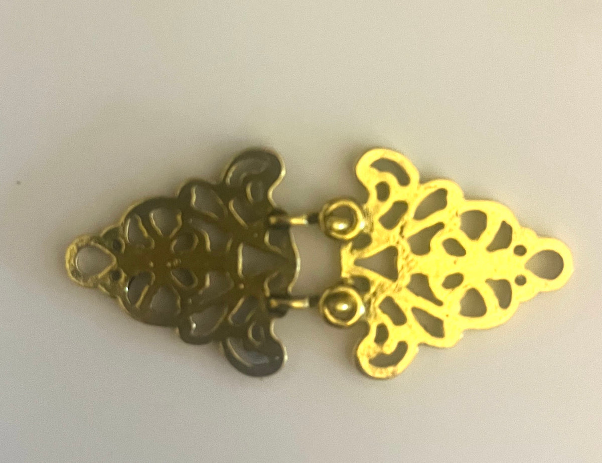 Cloak Clasp - Filigree Cloak Clasps Set of 3, available in silver or gold.